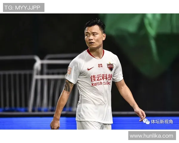 足球明星牛脾气大集揭秘那些场上场下的怒火与激情瞬间